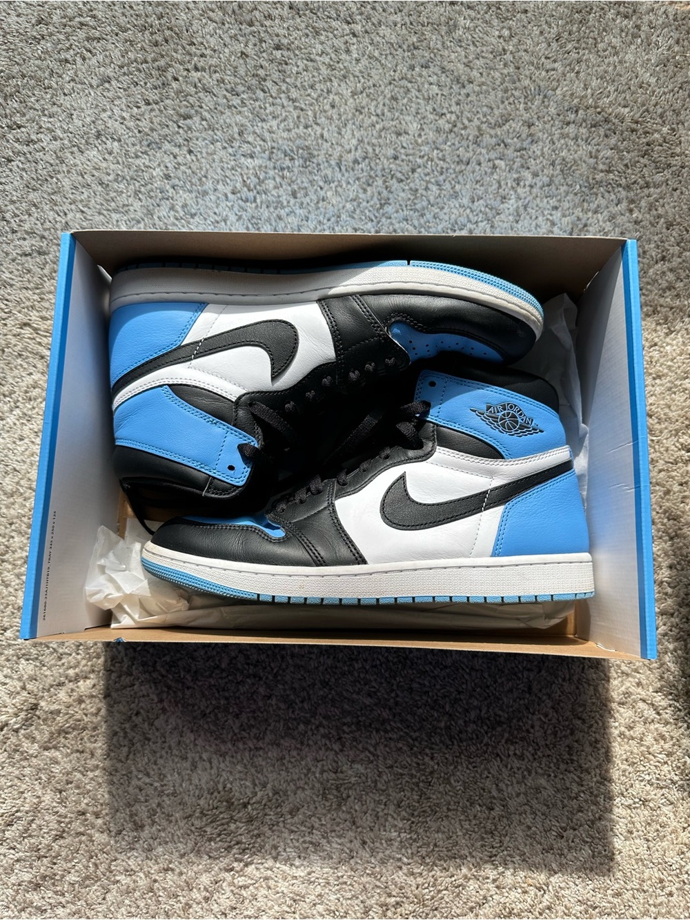 Nike Air Jordan 1 High - White/Black/University Blue